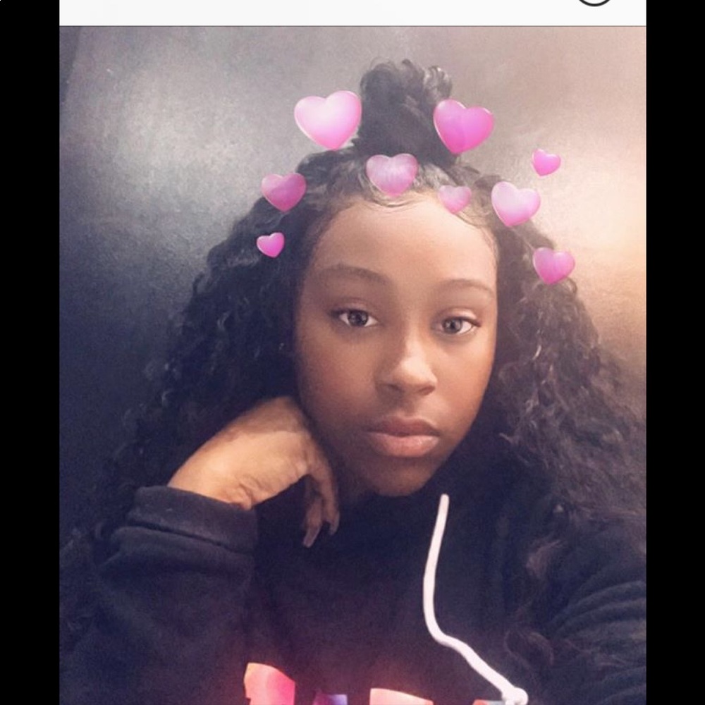 Meet your Posher, Iyana